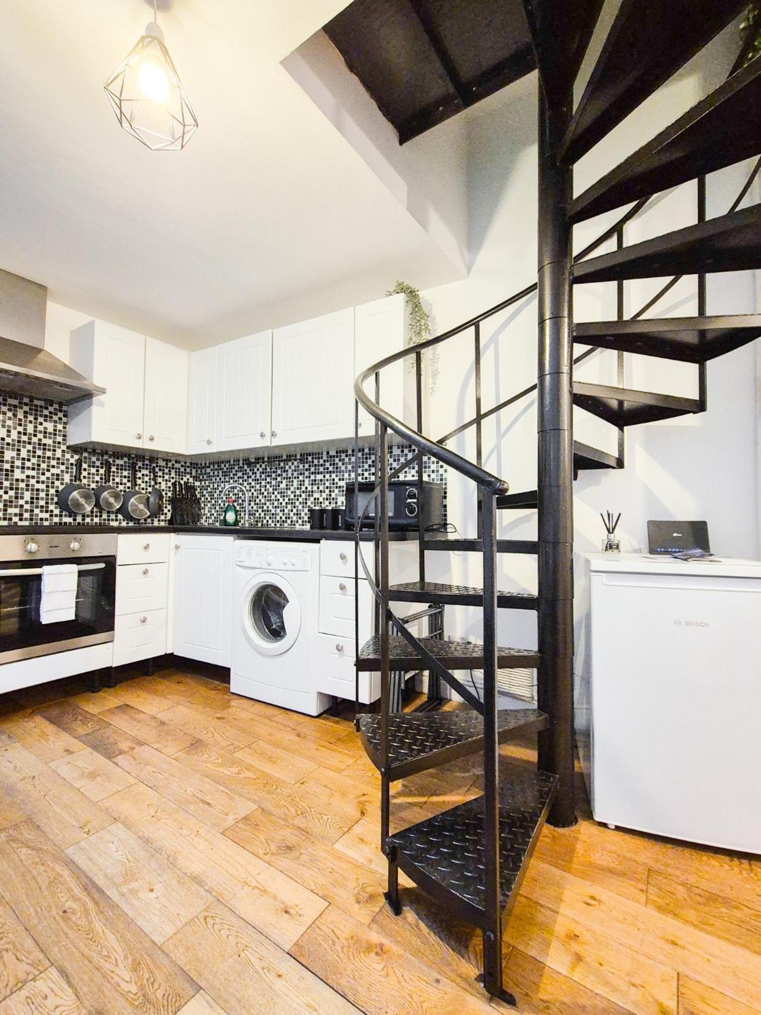 Two Bedroom In Islington Лондон Екстер'єр фото